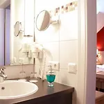 Dreimaedelhaus - Hotel 4*
