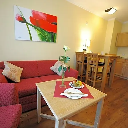 Dreimaedelhaus - 4*