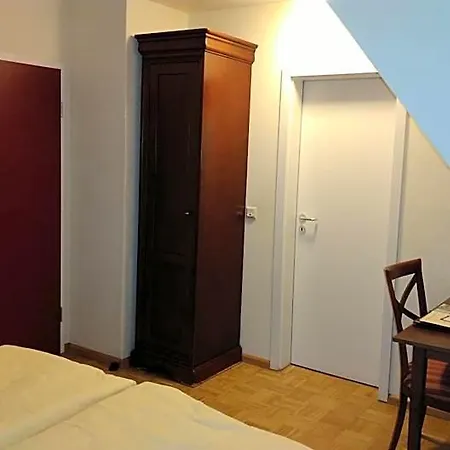 Hotel Dreimaedelhaus -