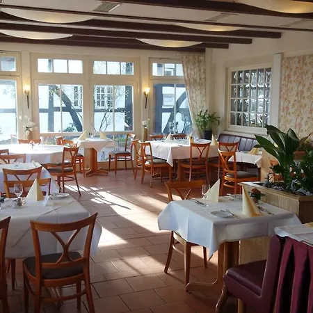 Ξενοδοχείο Dreimaedelhaus - 4*