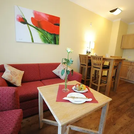 Hotel Dreimaedelhaus - 4*