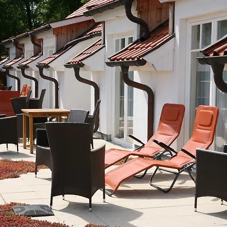 Dreimaedelhaus -