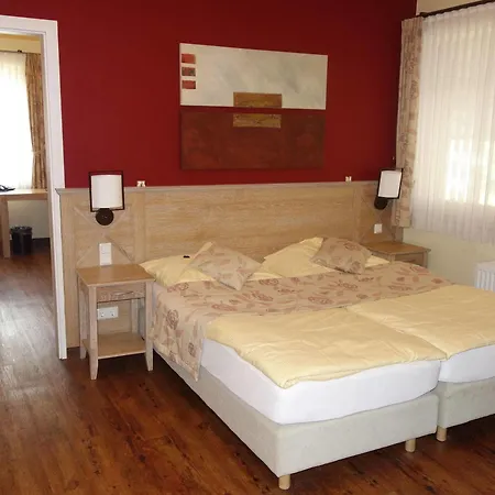 Szálloda Dreimaedelhaus -