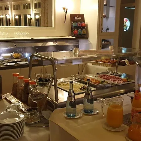 Dreimaedelhaus - Szálloda 4*