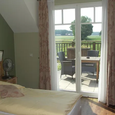 Dreimaedelhaus - 4*
